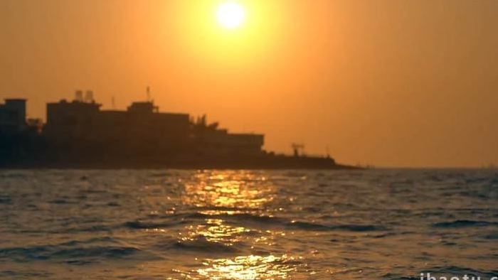 唯美海岸金色夕阳逆光大海沙滩4K实拍