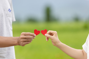 情人节心心相印情侣