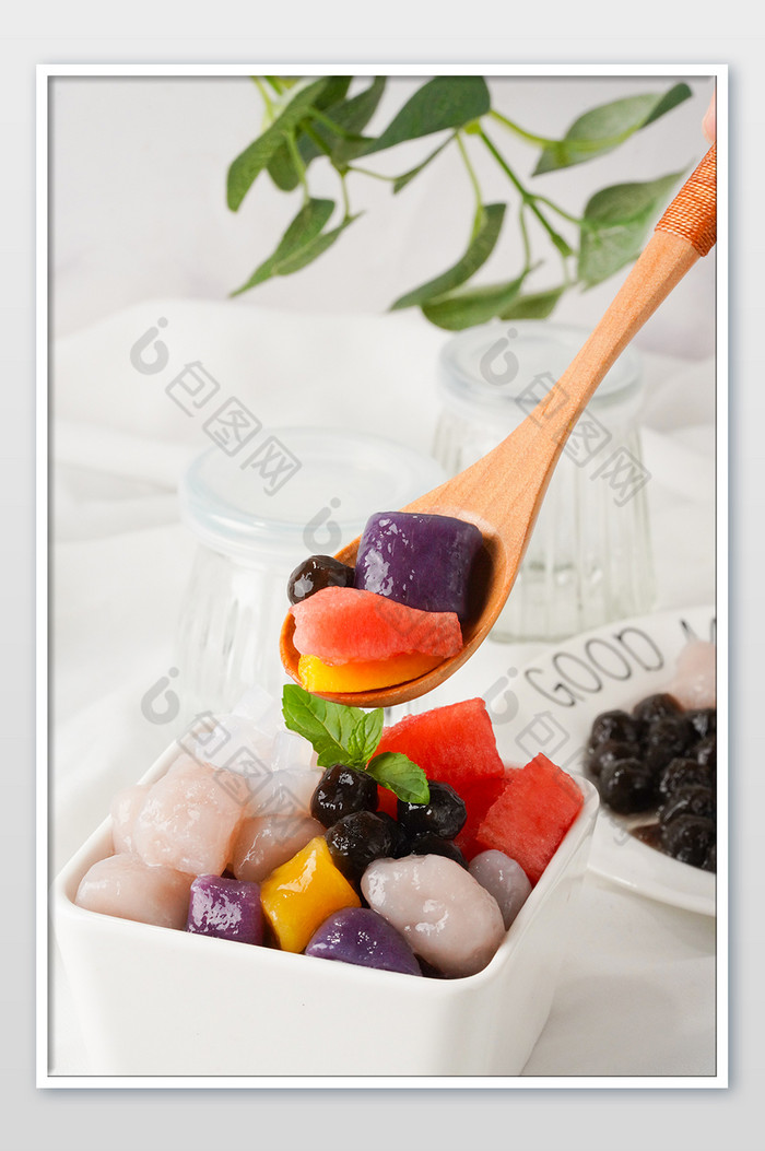 芋圆鲜芋仙甜品蓝莓图片图片