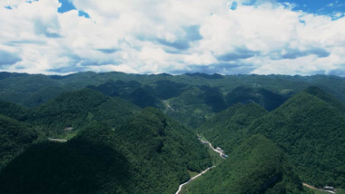 自然风景航拍高山山峰云彩实拍视频