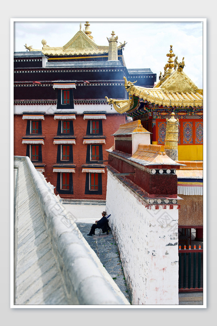 西北藏传佛教寺庙的摄影图片图片