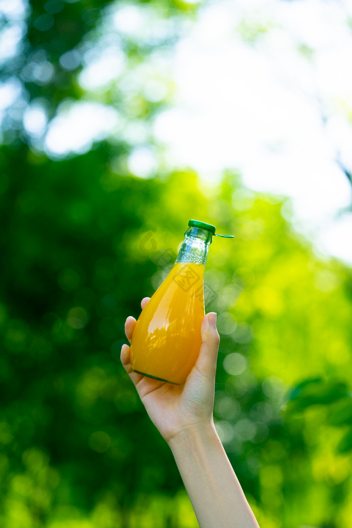 饮品饮料汽水树木绿植夏日小清新背景图片