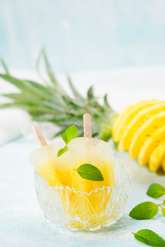 菠萝冰棍冰棒菠萝水果薄荷图片