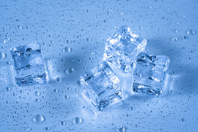 夏季冰块冰镇透明冰块水滴