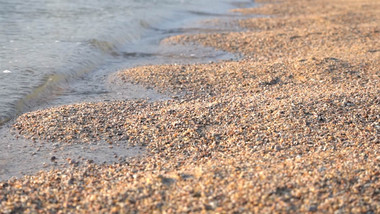 唯美升格实拍海边沙石泥沙海水浸