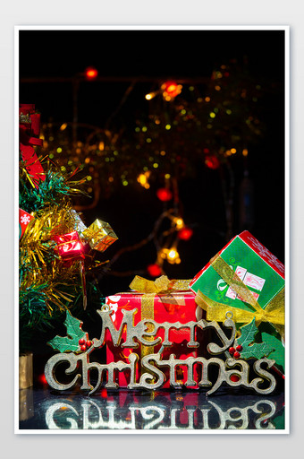 圣诞节圣诞树礼物盒挂饰图片