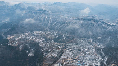 自然风光航拍冬季山峰雪山梯田