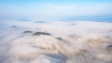 自然风光山峰云海壮丽景色延时