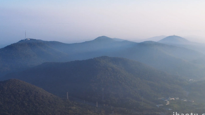 山林风光晨雾缭绕自然4K航拍