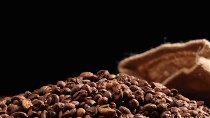 咖啡豆掉落筛选工艺实拍4k