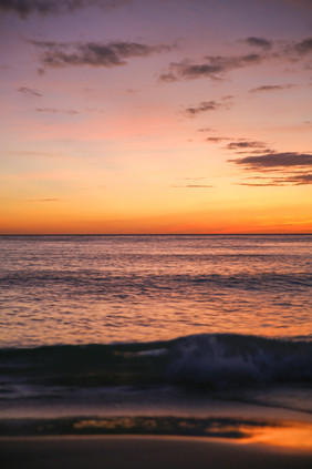 美丽的海边日落黄昏夕阳