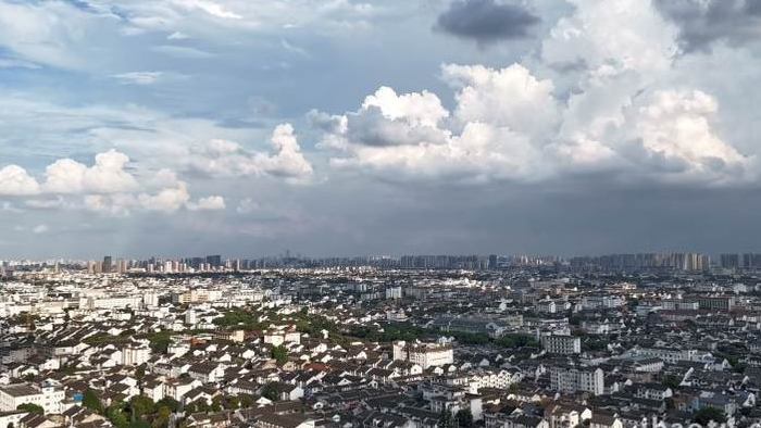 大气苏州古城区雨后天空延时摄影