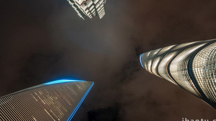 城市震撼上海三件套仰拍夜景延时