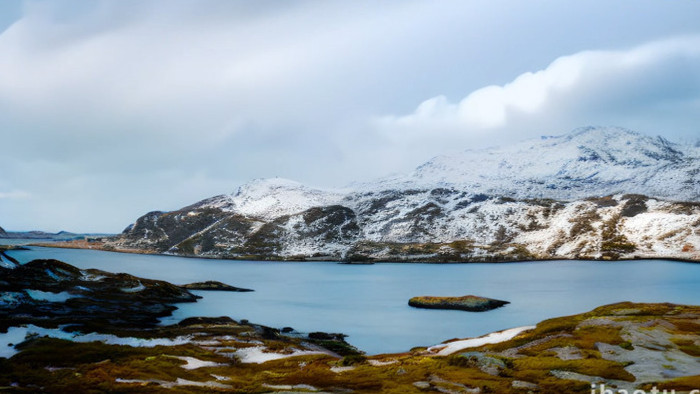 挪威大片湖泊风景背景视频