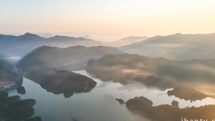 山河风光峡谷云海日出4K航拍