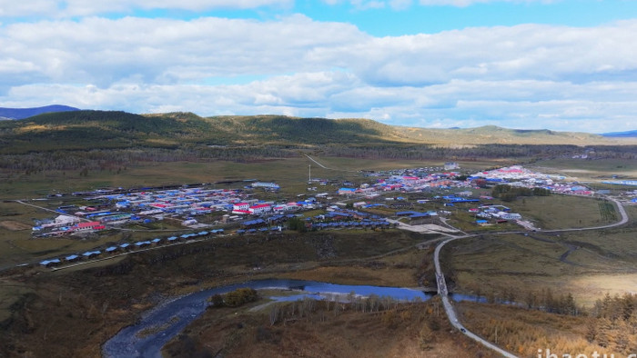 自然大气内蒙古阿尔山村庄航拍