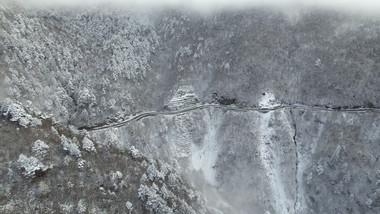 冬季震撼积雪雾凇大景航拍视频