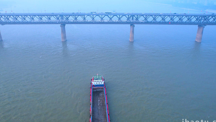 湖北省武汉地标长江一桥航拍视频