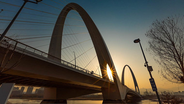 北京地标建筑首钢大桥延时实拍