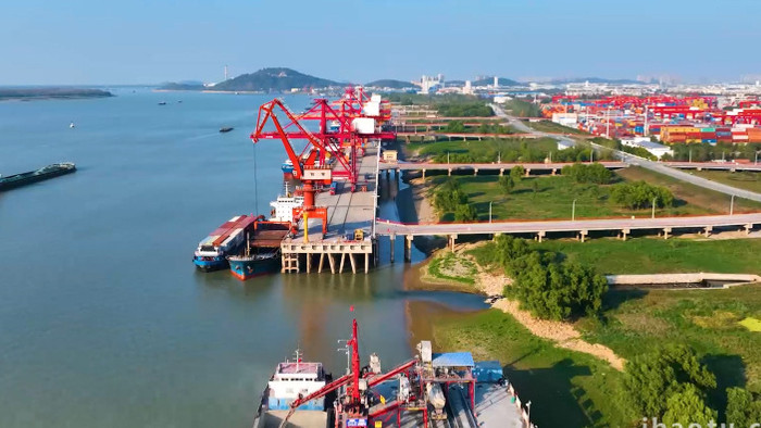 芜湖港口码头运输4K航拍