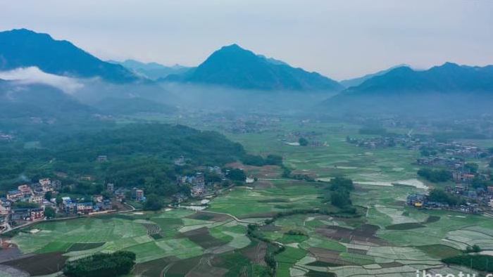 自然村庄水田高山航拍延时