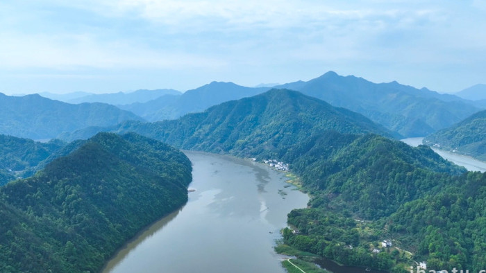 山河风光自然风景峡谷4K航拍