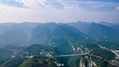 张家界大峡谷全景山峰峡谷延时