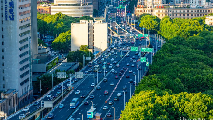 城市晚高峰路况车流延时实拍