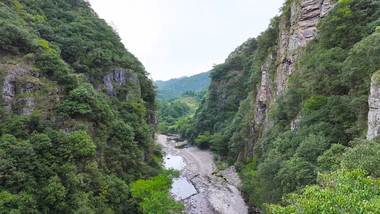 自然风光大峡谷悬崖峭壁4K航拍