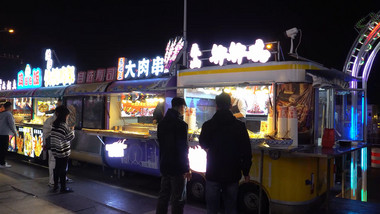 津味小吃街夜市美食消费实拍