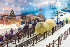 迪拜滑雪场是室内滑雪胜地