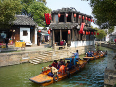 通力-3 月、 2009 年 20： 通力古村落坐落于苏州，江苏，中国 20,2009 日。这个村庄是中国最著名的水乡镇之一.