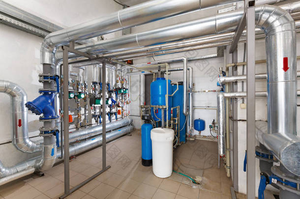 现代泵站与工业水处理系统