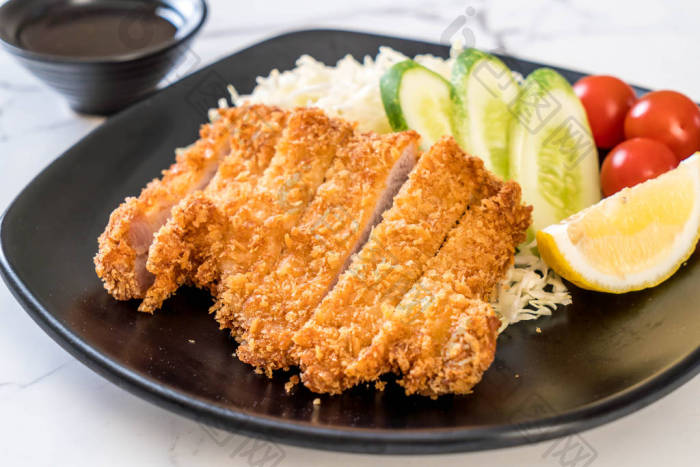 日本油炸猪排炸猪排套日本料理风格图片-包图网企业站