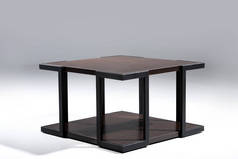 棕色木面桌