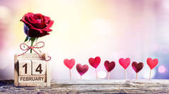 情人节-日历日期与玫瑰和红心装饰