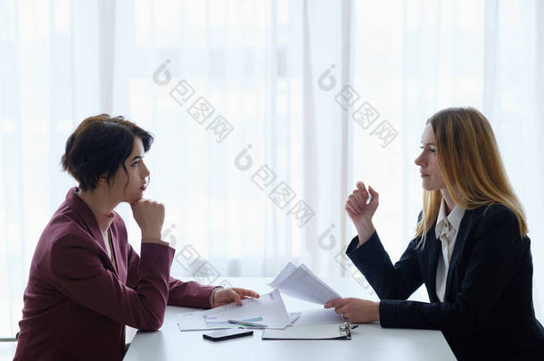 <strong>商务谈判</strong>沟通妇女办公室