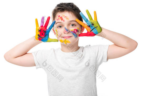 可爱的小学生显示手绘的手与白色的笑脸图标