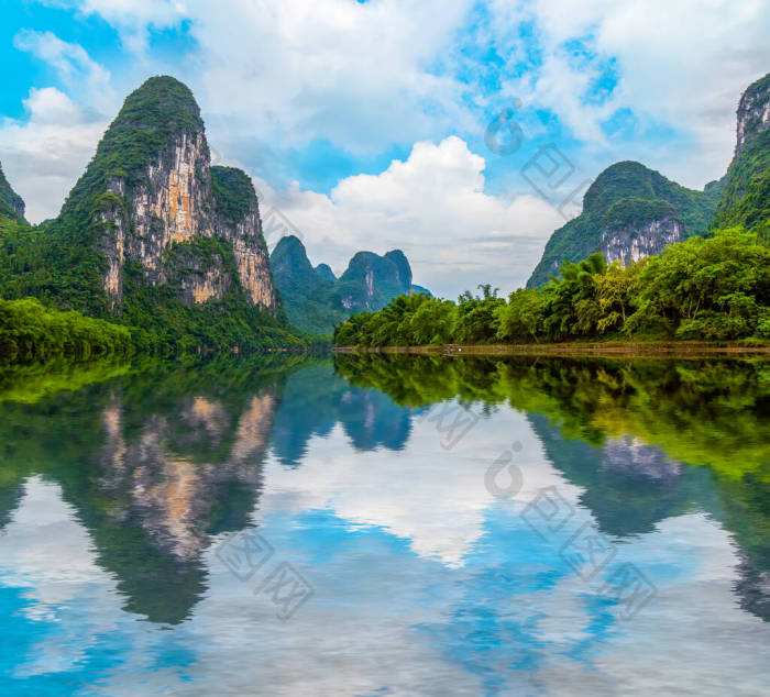 桂林阳朔美丽的山川风光图片-包图网企业站