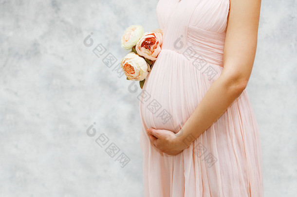 怀孕、 孕产和未来的幸福母亲概念 — — 怀孕