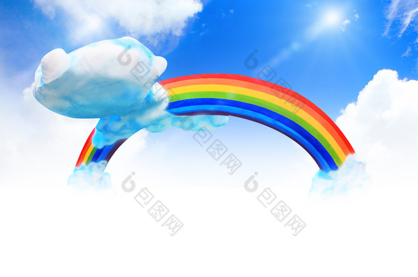 彩虹和天空中的云彩