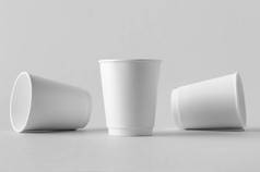 8盎司白色双壁咖啡纸杯没有盖子的模型.