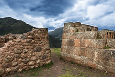 墙壁上称心如意，秘鲁的印加砌体细节
