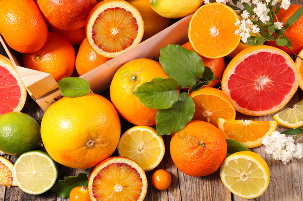 什锦柑橘类水果
