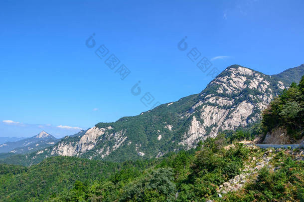湖北省天坛国家地质公园夏季风光