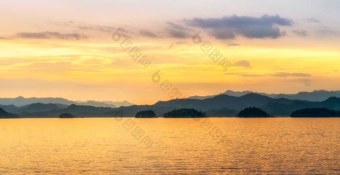 杭州千岛湖的自然景观与湖景