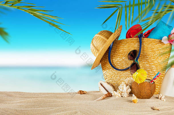 与配件上砂，夏天假期酒泉地处热带的海滩