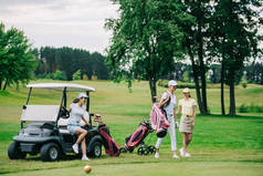 夏季高尔夫球场高尔夫装备帽女高尔夫球运动员组