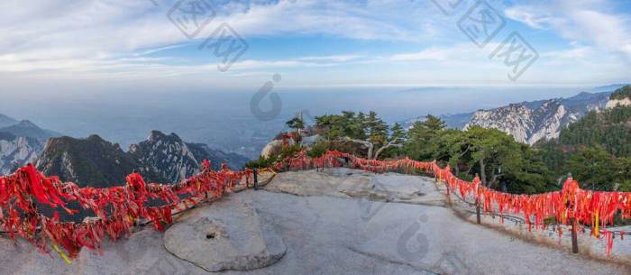 华山石山美丽的空中景观陕西最受欢迎旅游胜图片-包图网企业站