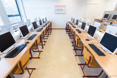 计算机在荷兰中学教育的课堂